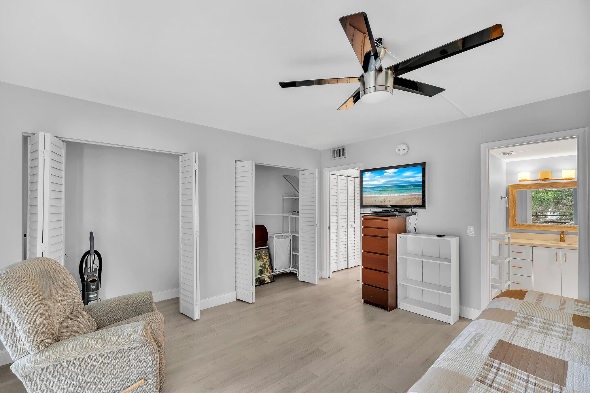 LUCAYA VILLAGE 2-D CONDO - Residential