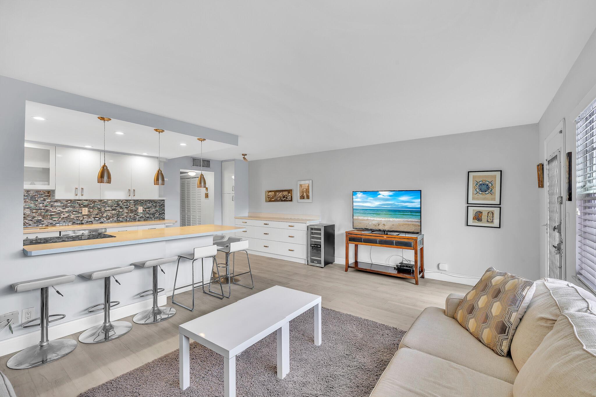LUCAYA VILLAGE 2-D CONDO - Residential