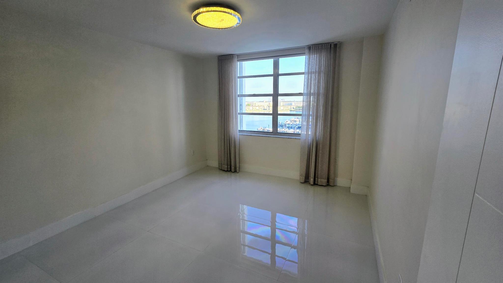 COMMODORE PLAZA CONDO - Residential Lease