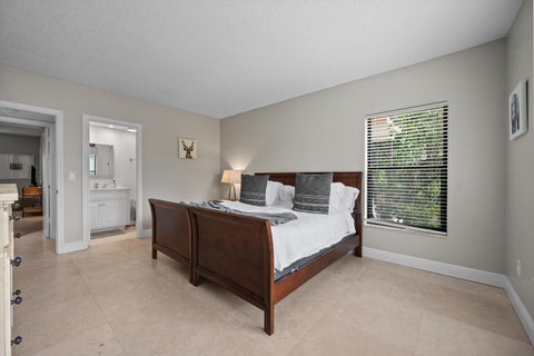 Tiny photo for 13329 Polo Club Road #105, Wellington, FL 33414 (MLS # B26080592)