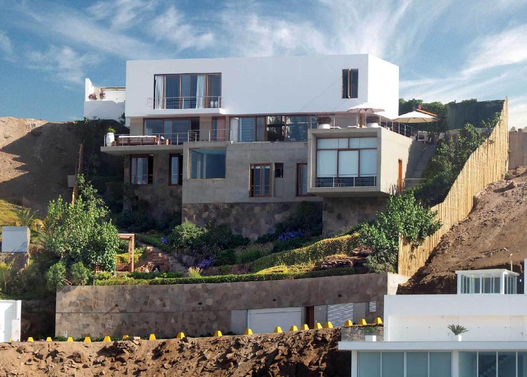 CLUB NAUTICO POSEIDON - ZONA SOL DEL MAR - PUCUSAN - Residential