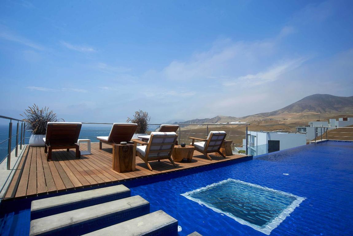 CLUB NAUTICO POSEIDON - ZONA SOL DEL MAR - PUCUSAN - Residential