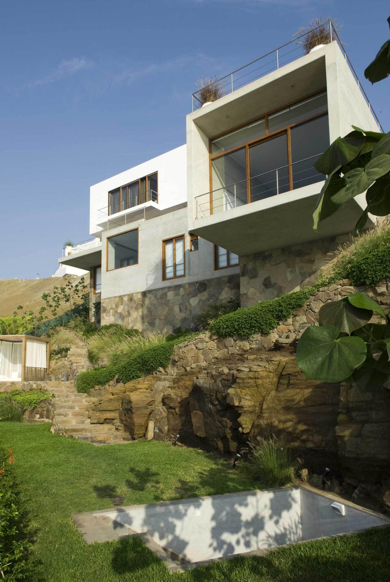 CLUB NAUTICO POSEIDON - ZONA SOL DEL MAR - PUCUSAN - Residential