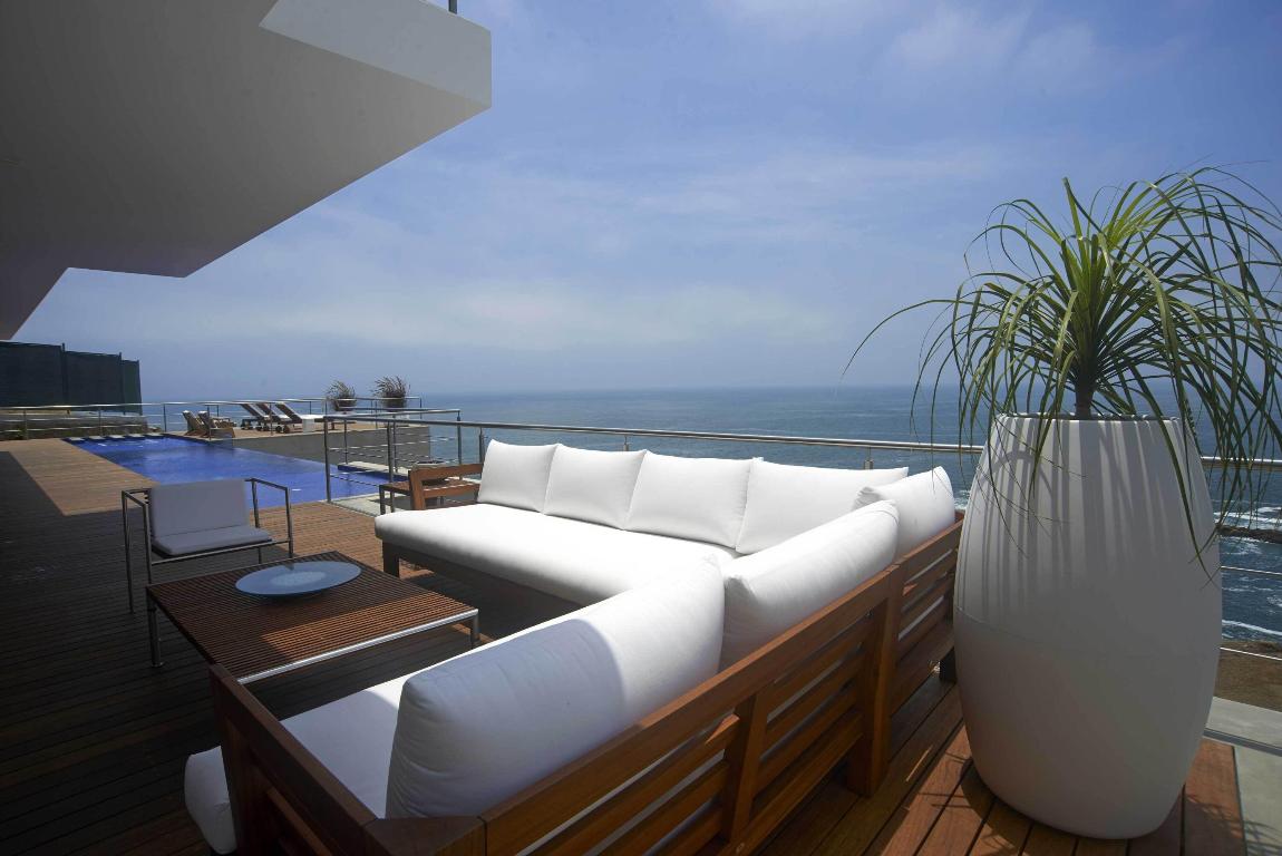 CLUB NAUTICO POSEIDON - ZONA SOL DEL MAR - PUCUSAN - Residential