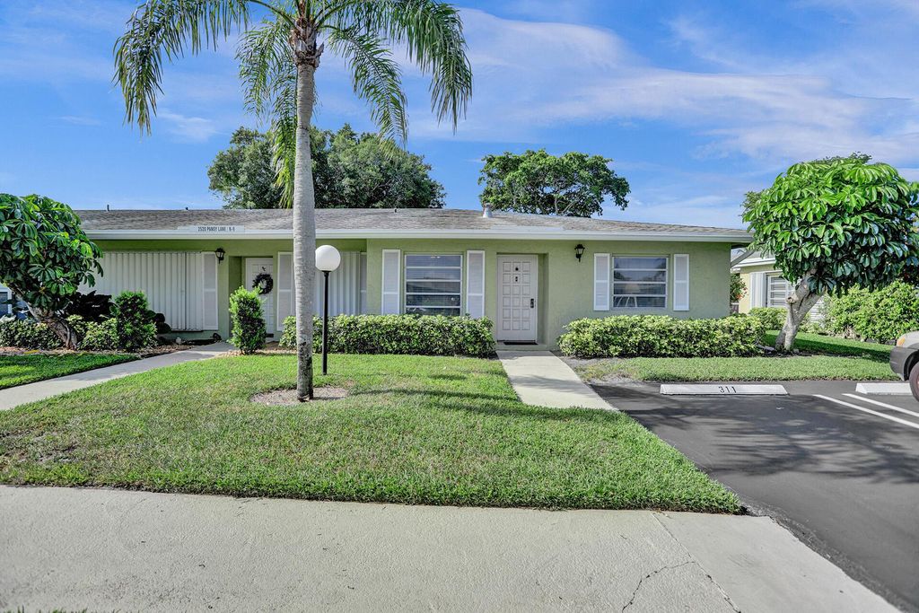 Photo of 2520 Pansey Lane #D, Delray Beach, FL 33445 (MLS # R10891708)
