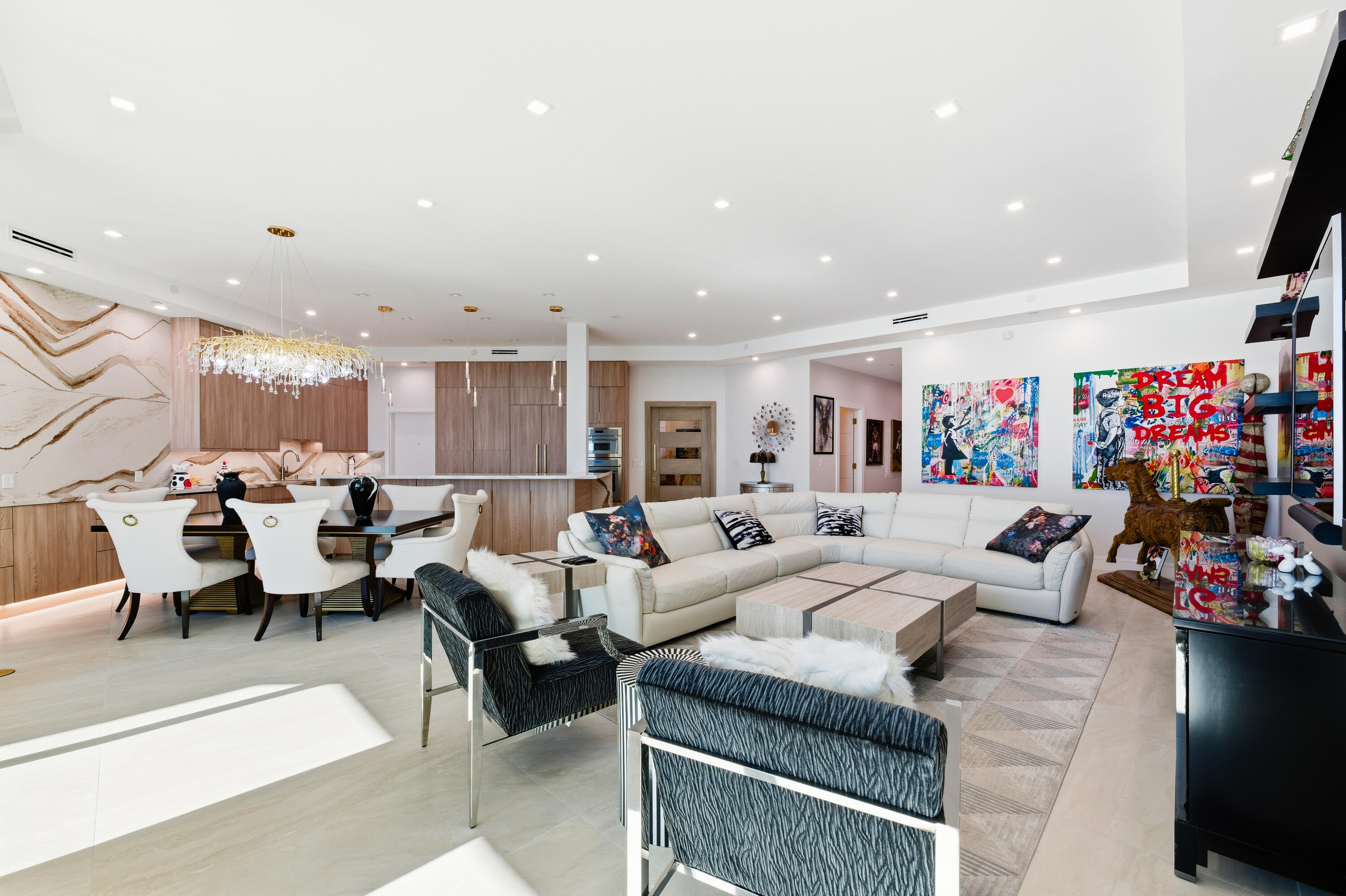 OCEAN GRANDE BEACH & MARINA - Residential