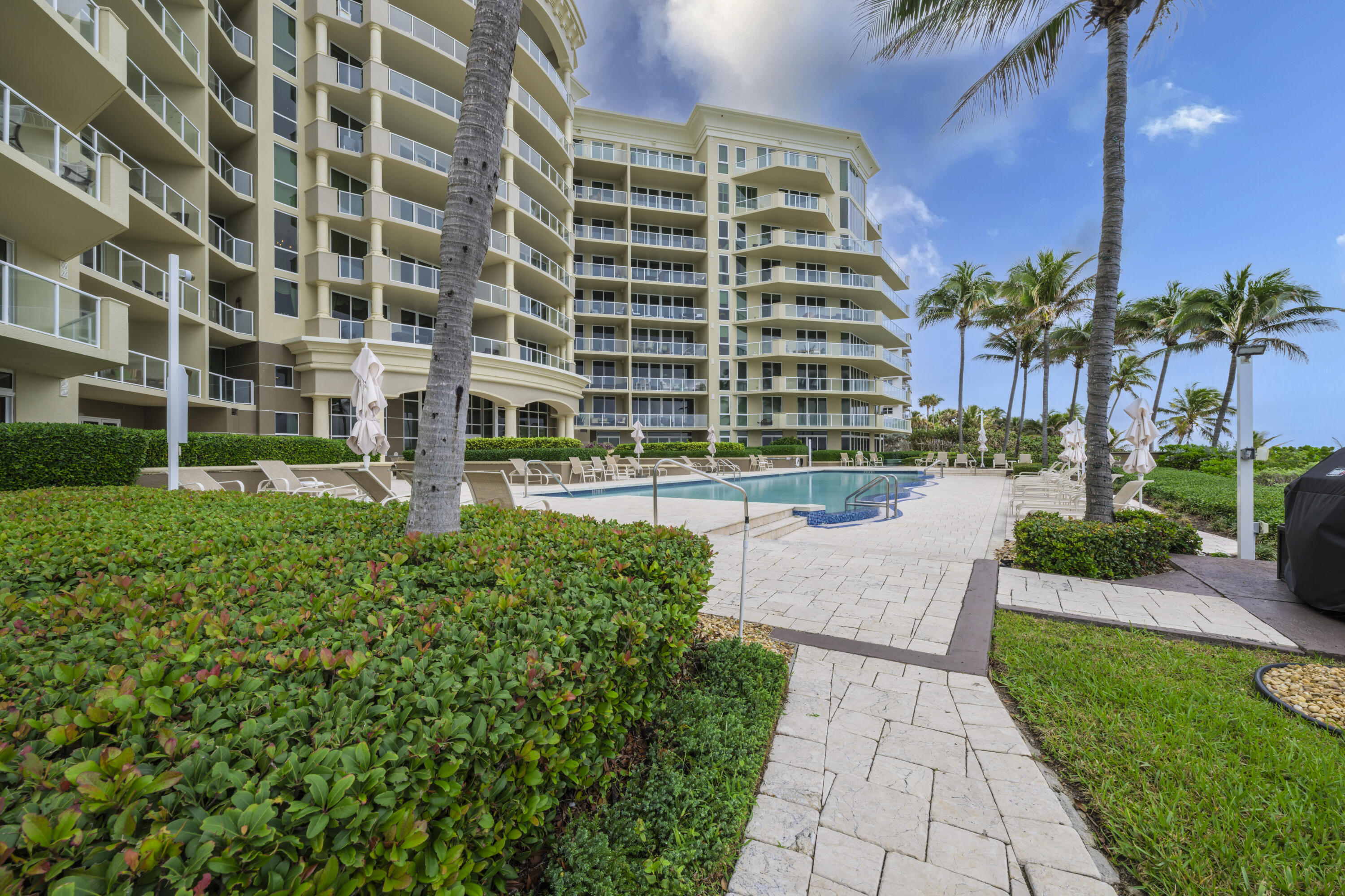 OCEAN GRANDE BEACH & MARINA - Residential