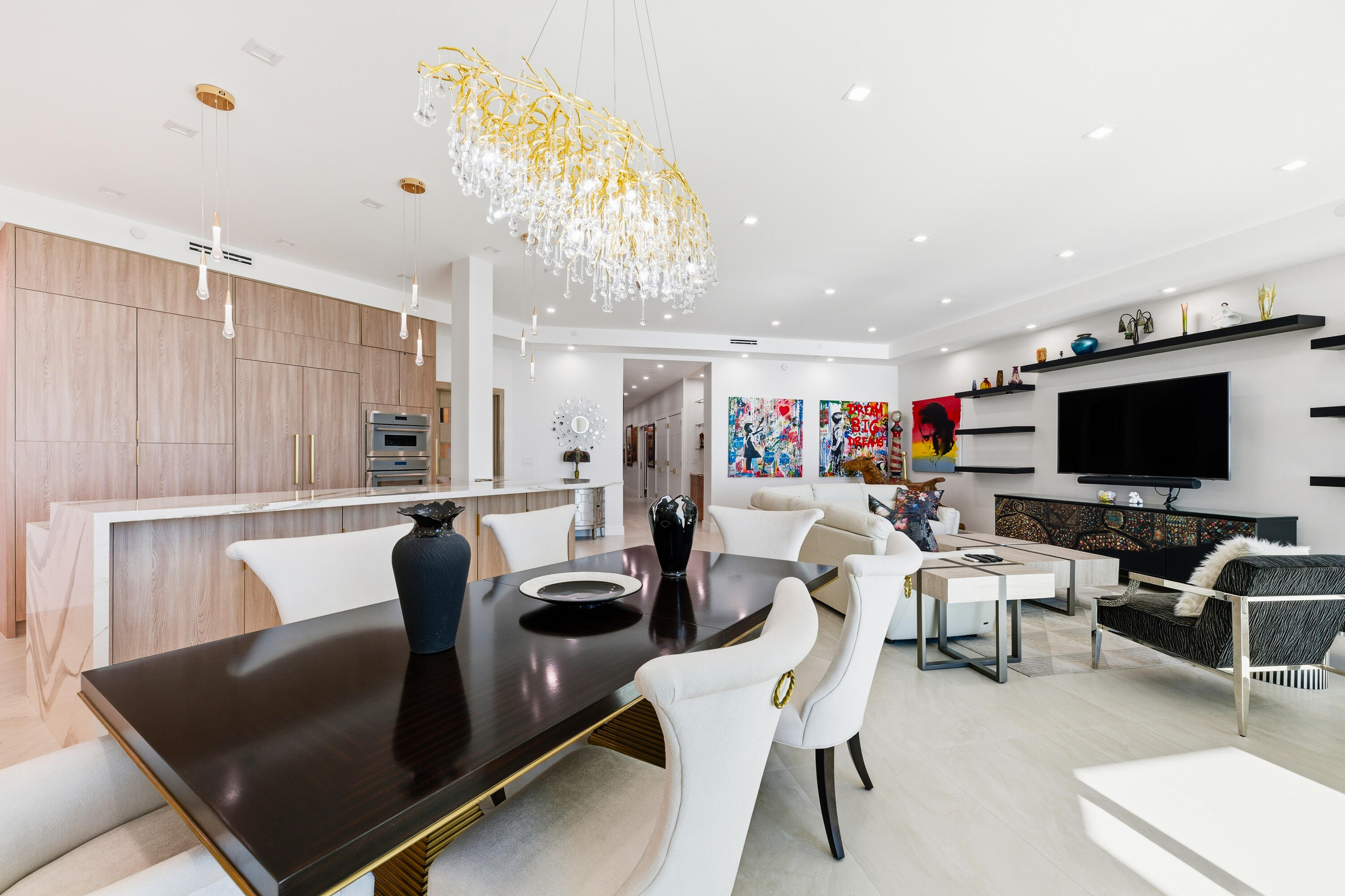 OCEAN GRANDE BEACH & MARINA - Residential