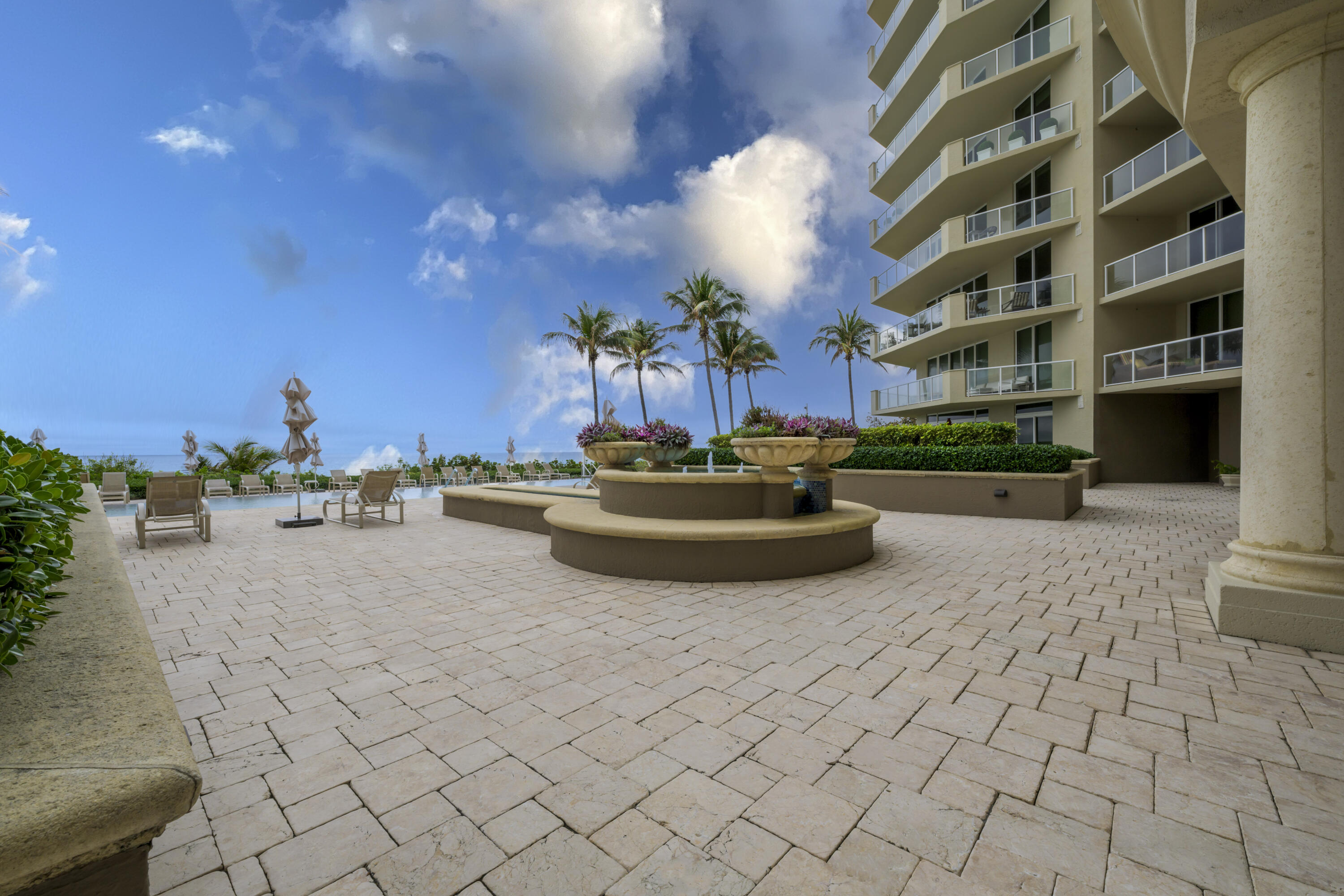 OCEAN GRANDE BEACH & MARINA - Residential