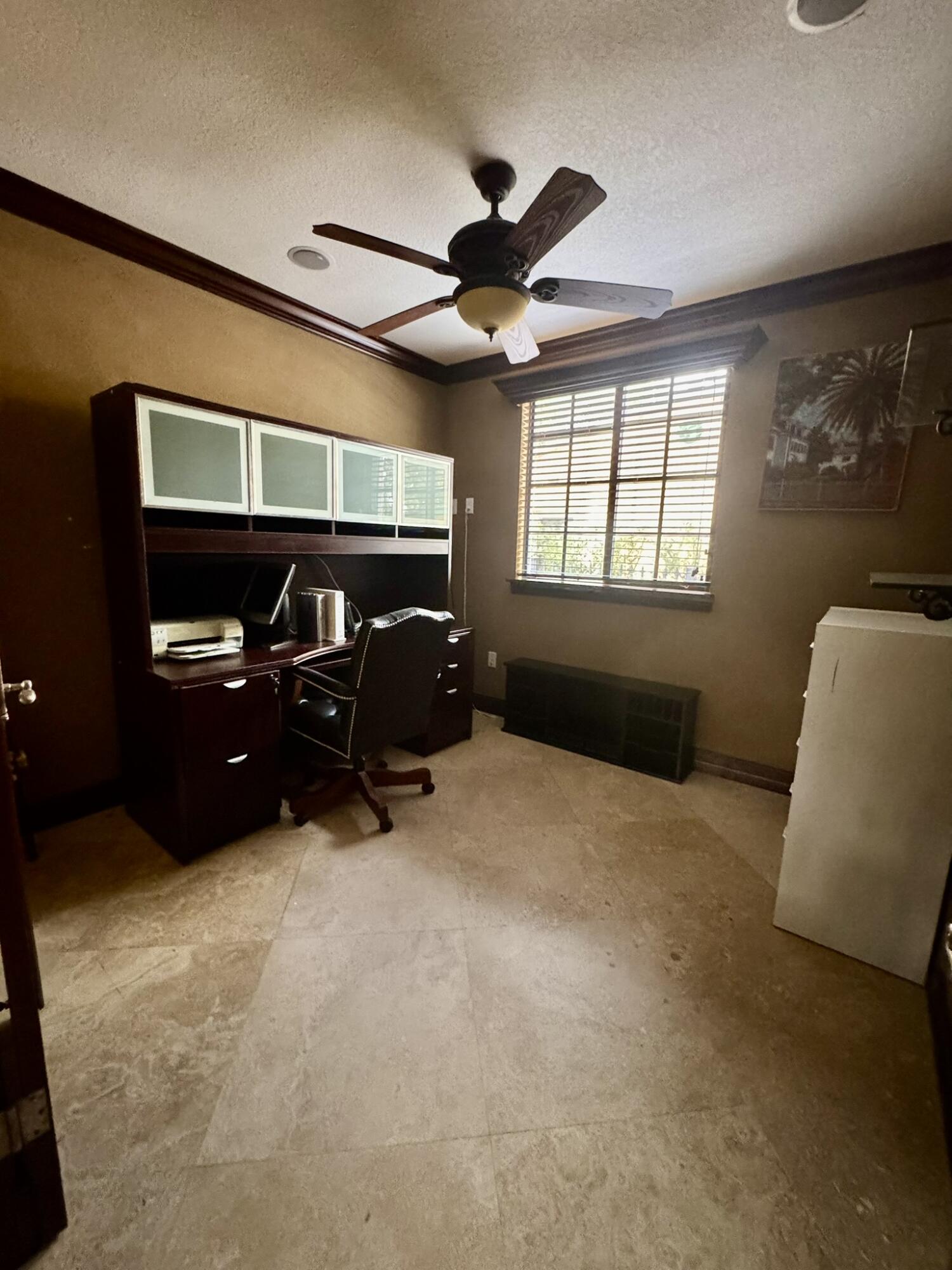 GLEN GABLES - Residential