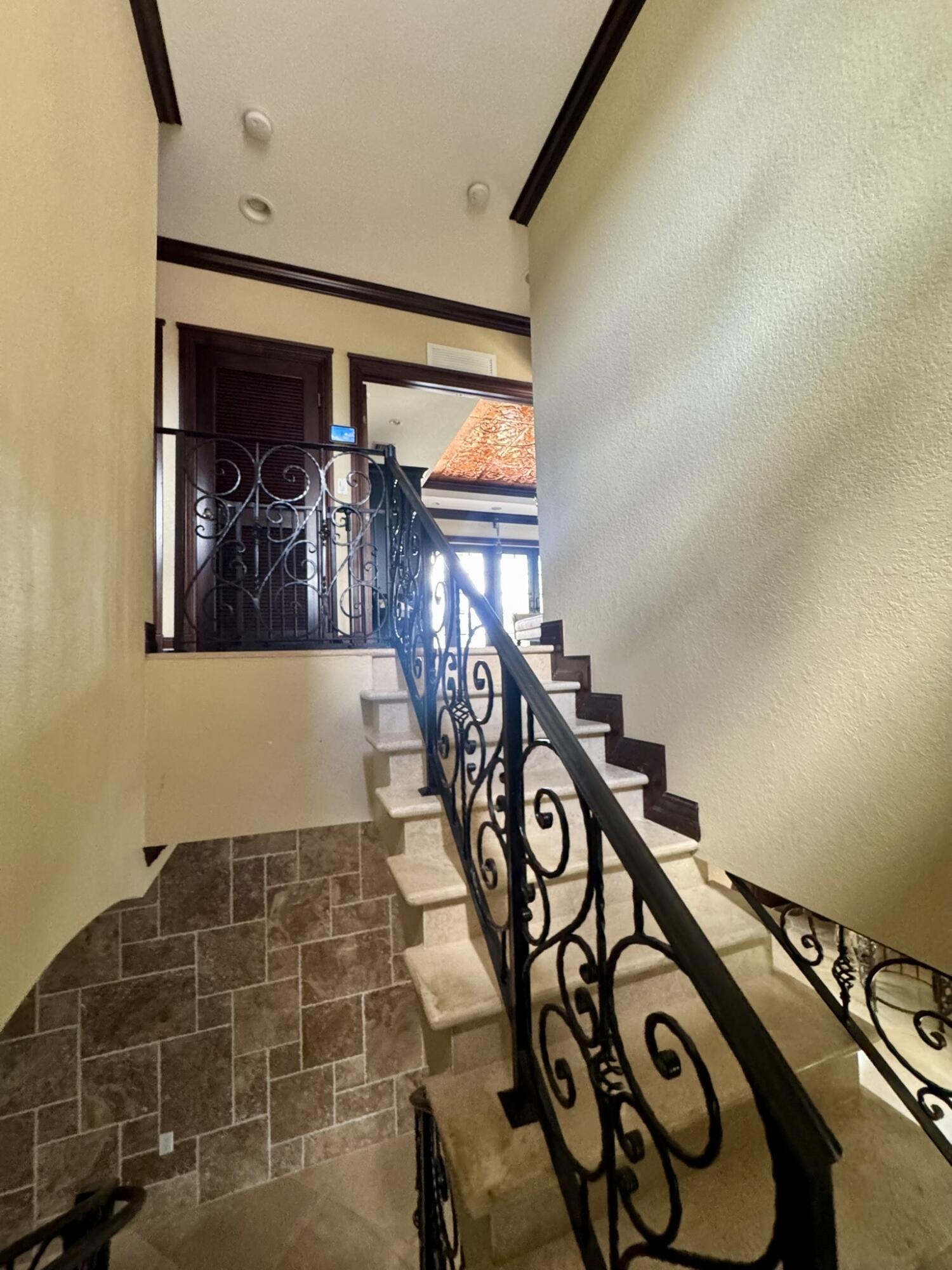 GLEN GABLES - Residential