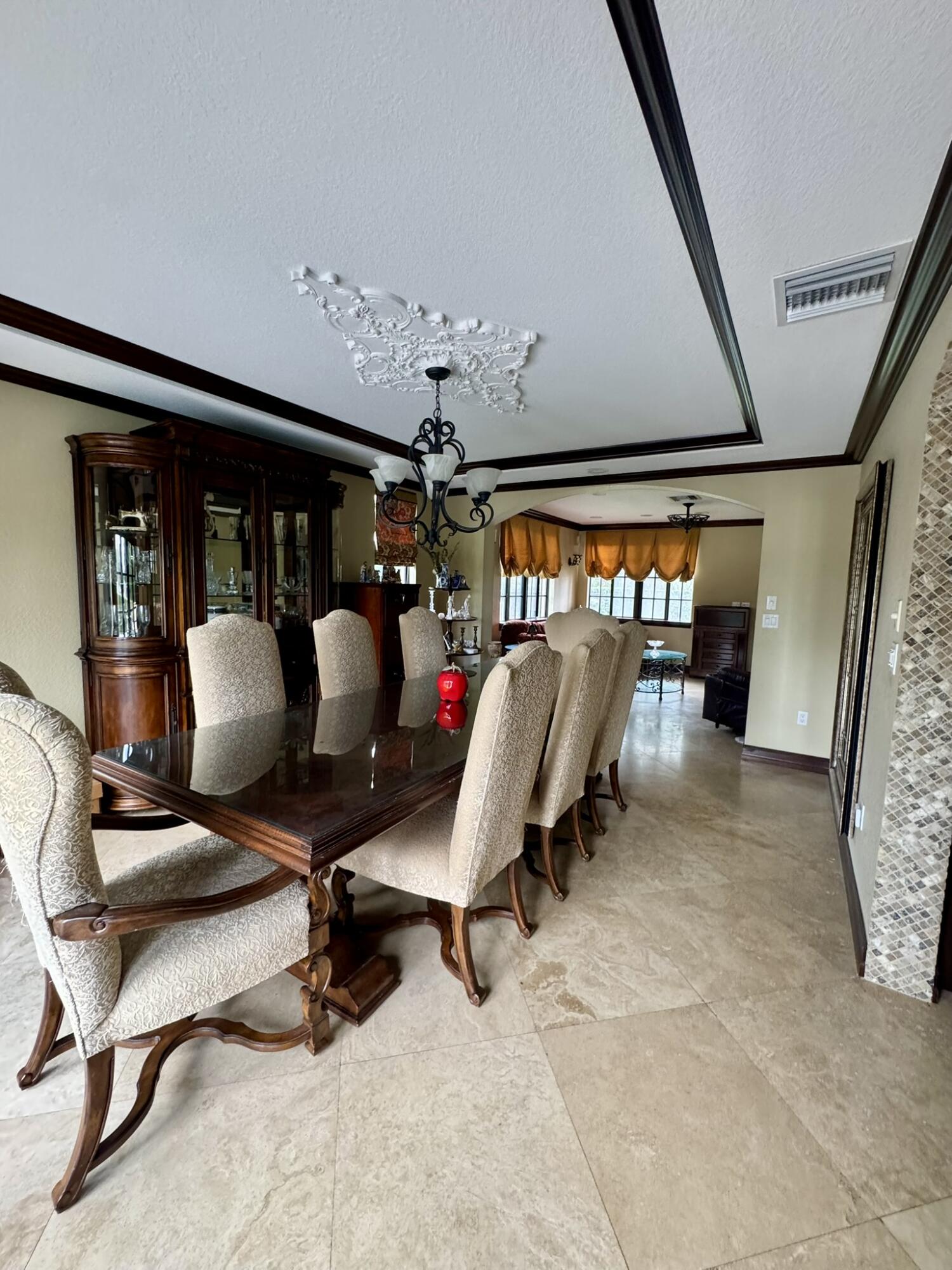 GLEN GABLES - Residential