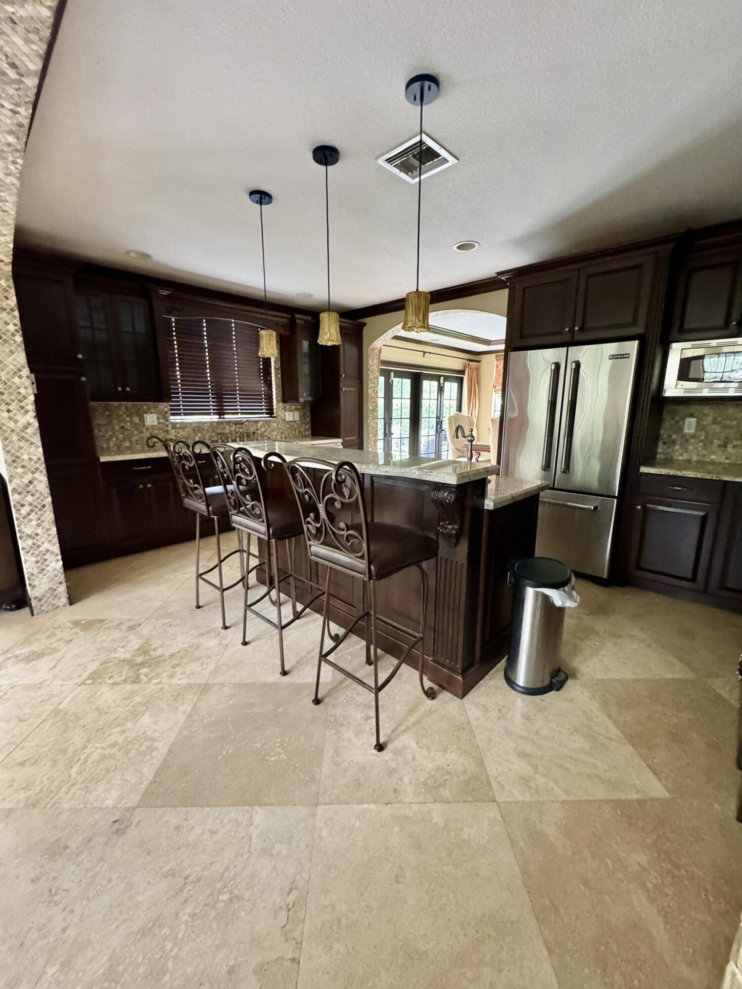 GLEN GABLES - Residential