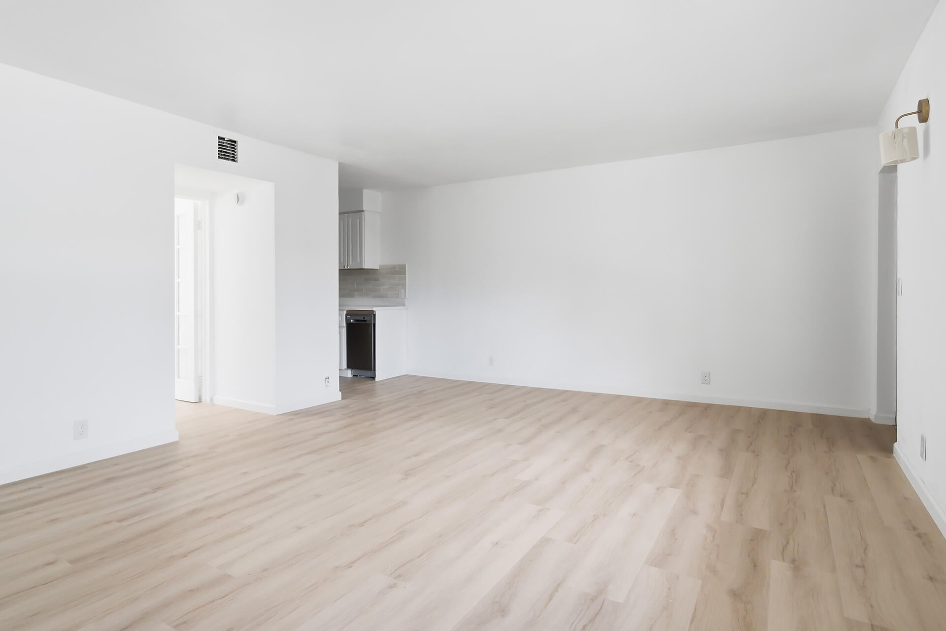 201 S Lakeside Drive Unit 2