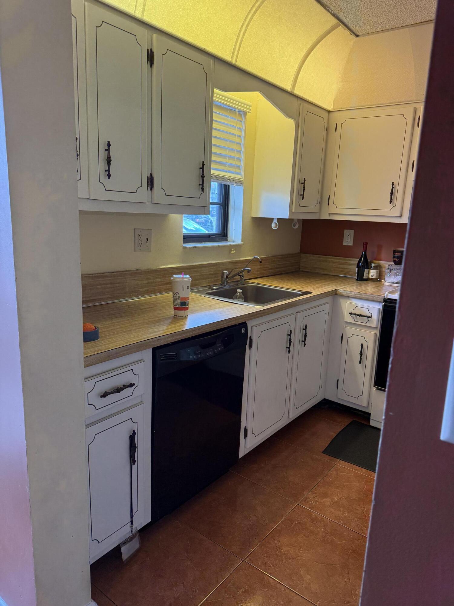 9440 SW 8th Street 110