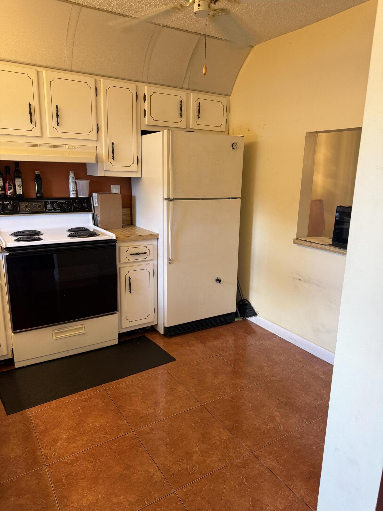 9440 SW 8th Street 110