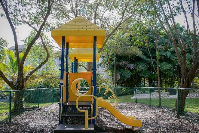 Plantation Paragon - Residential Lease