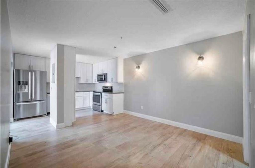 Photo of 825 Center Street #26A, Jupiter, FL 33458 (MLS # F10458094)