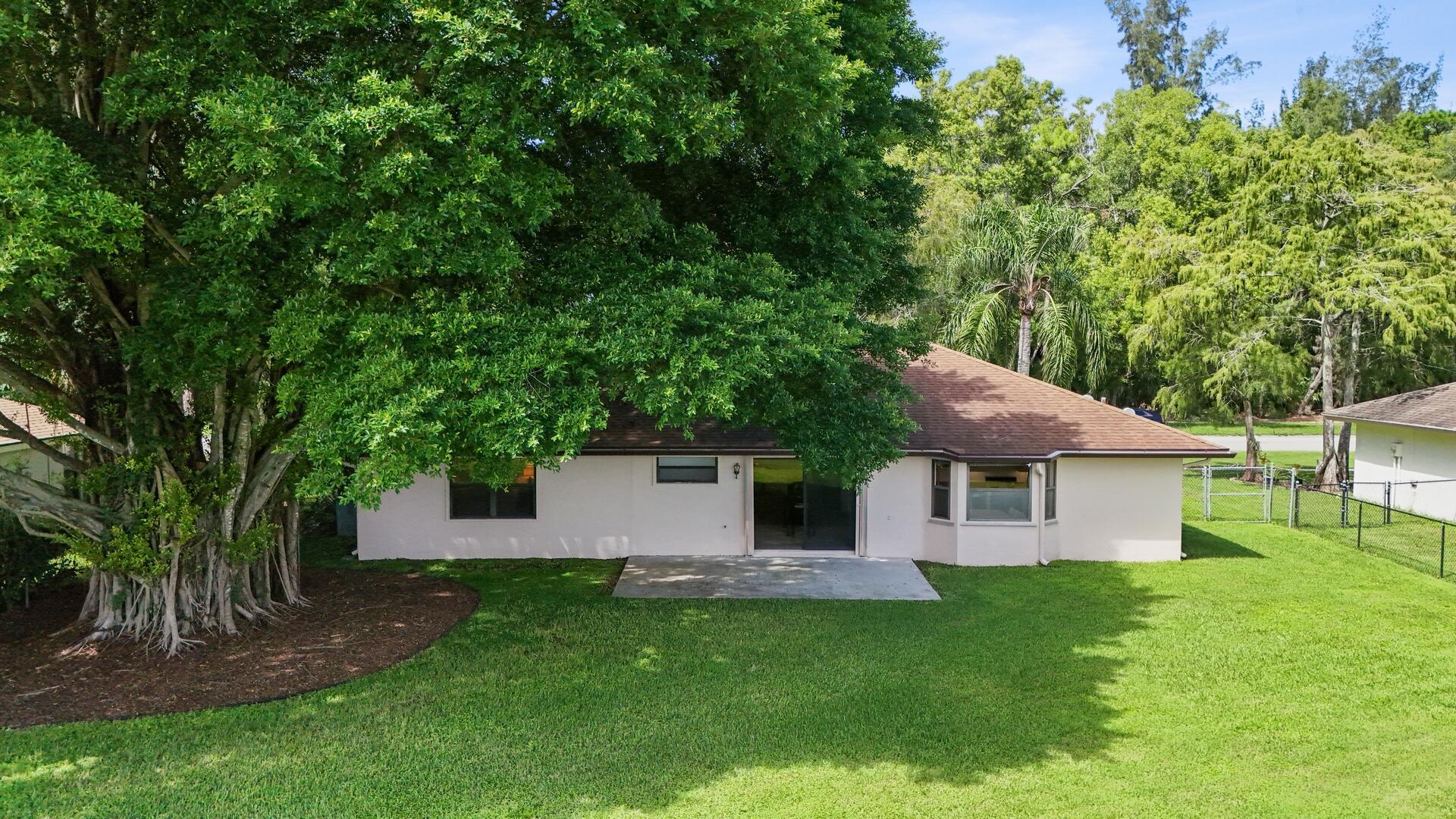 CRESTWOOD - Residential