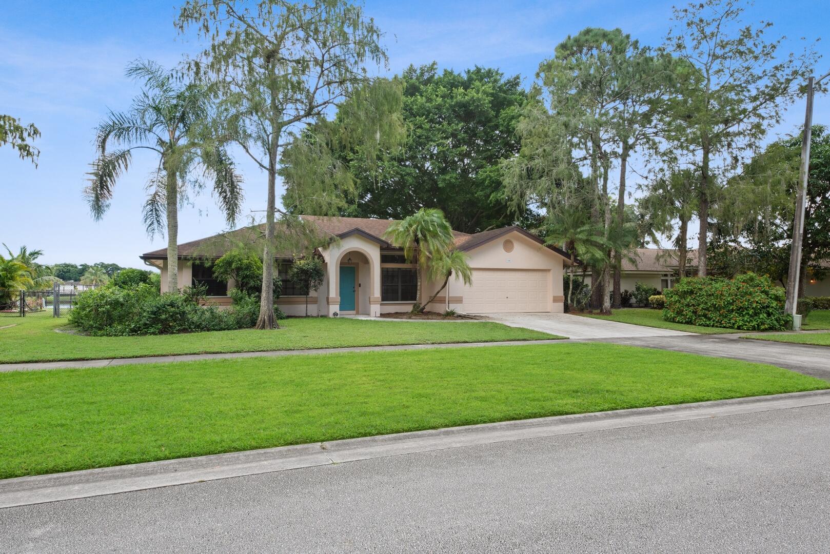 CRESTWOOD - Residential