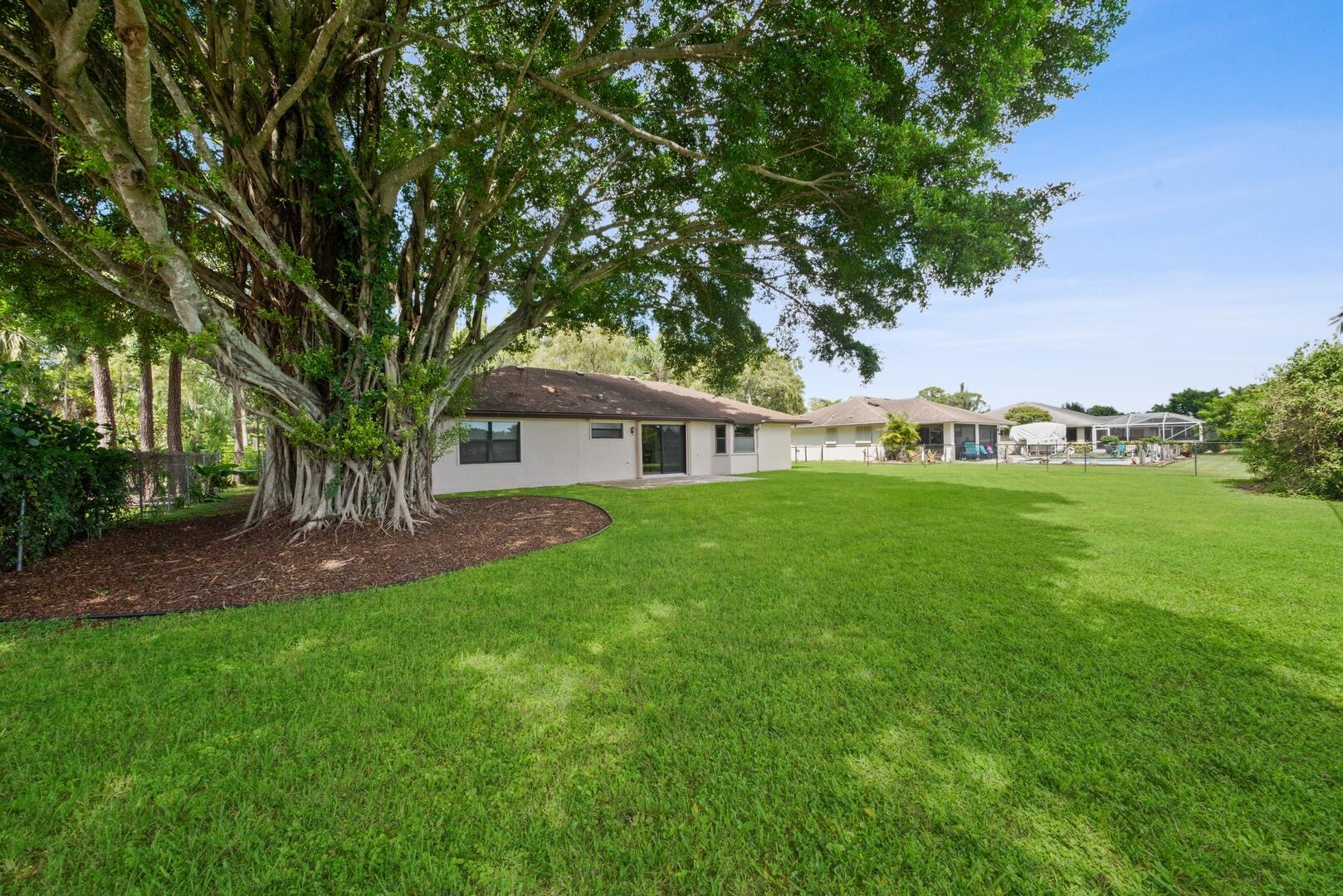 CRESTWOOD - Residential