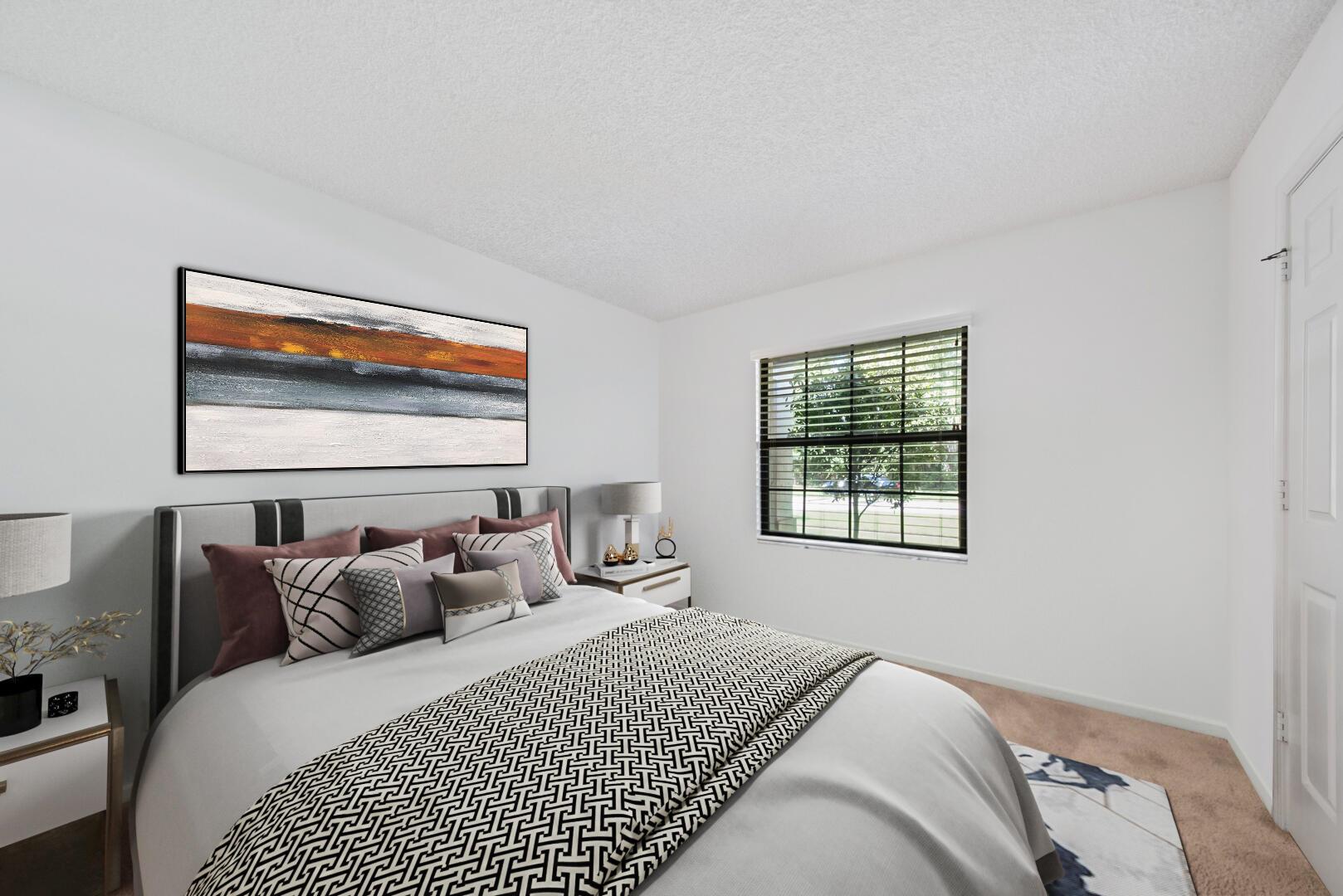 CRESTWOOD - Residential