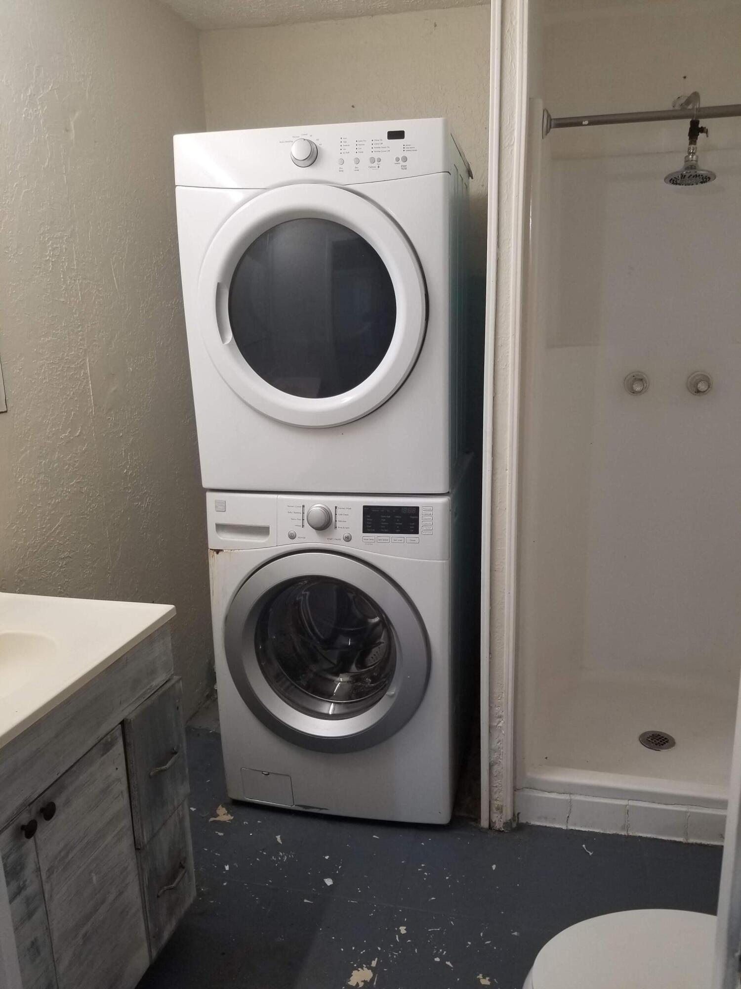 BILTMORE PARK - Residential