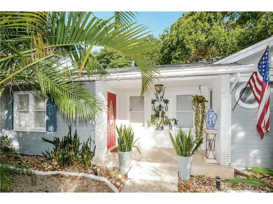 BACK ON MARKET! COMPLETELY REMODELED ONE-OF-A-KIND HOME LOADED WITH CHARACTER. CUSTOM UPGRADES THROUGHOUT INCLUDING ORIGINAL WOOD & CUSTOM ITALIAN TILE FLOORING, LUXURY KITCHEN W/ GRANITE, S.S. KITCHEN AID APPLIANCES, CUSTOM WOOD CABINETS, NEW A/C COMPRESSOR, GORGEOUS ORIGINAL BUILT-INS, GRANITE & CUSTOM MARBLE BATHROOM, $20K BRAZILIAN IPE DECKING & SPA! ROOF IS ABOUT 10 YEARS OLD. HOUSE WAS TENTED LESS THAN 1 YEAR AGO AND IS STILL UNDER WARRANTY. FENCED CORNER LOT.