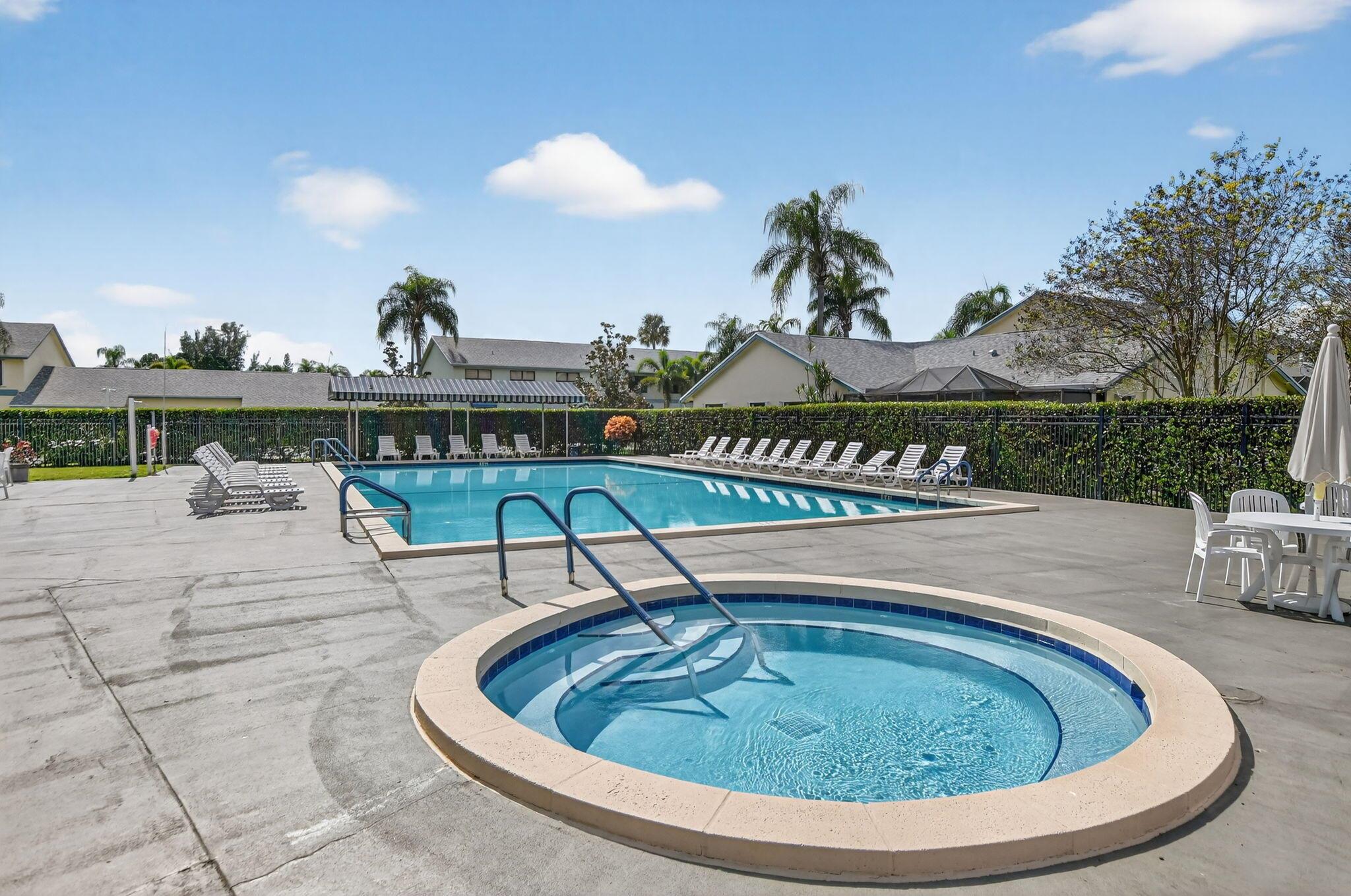 RIVER OAKS - Residential