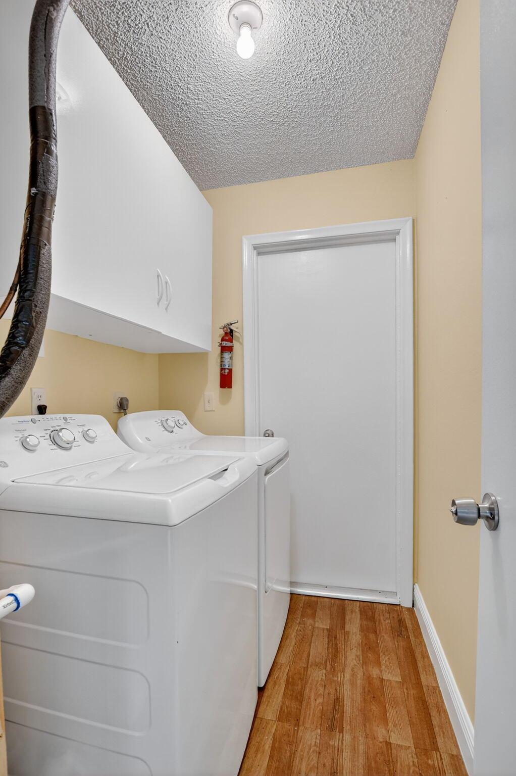 RIVER OAKS - Residential