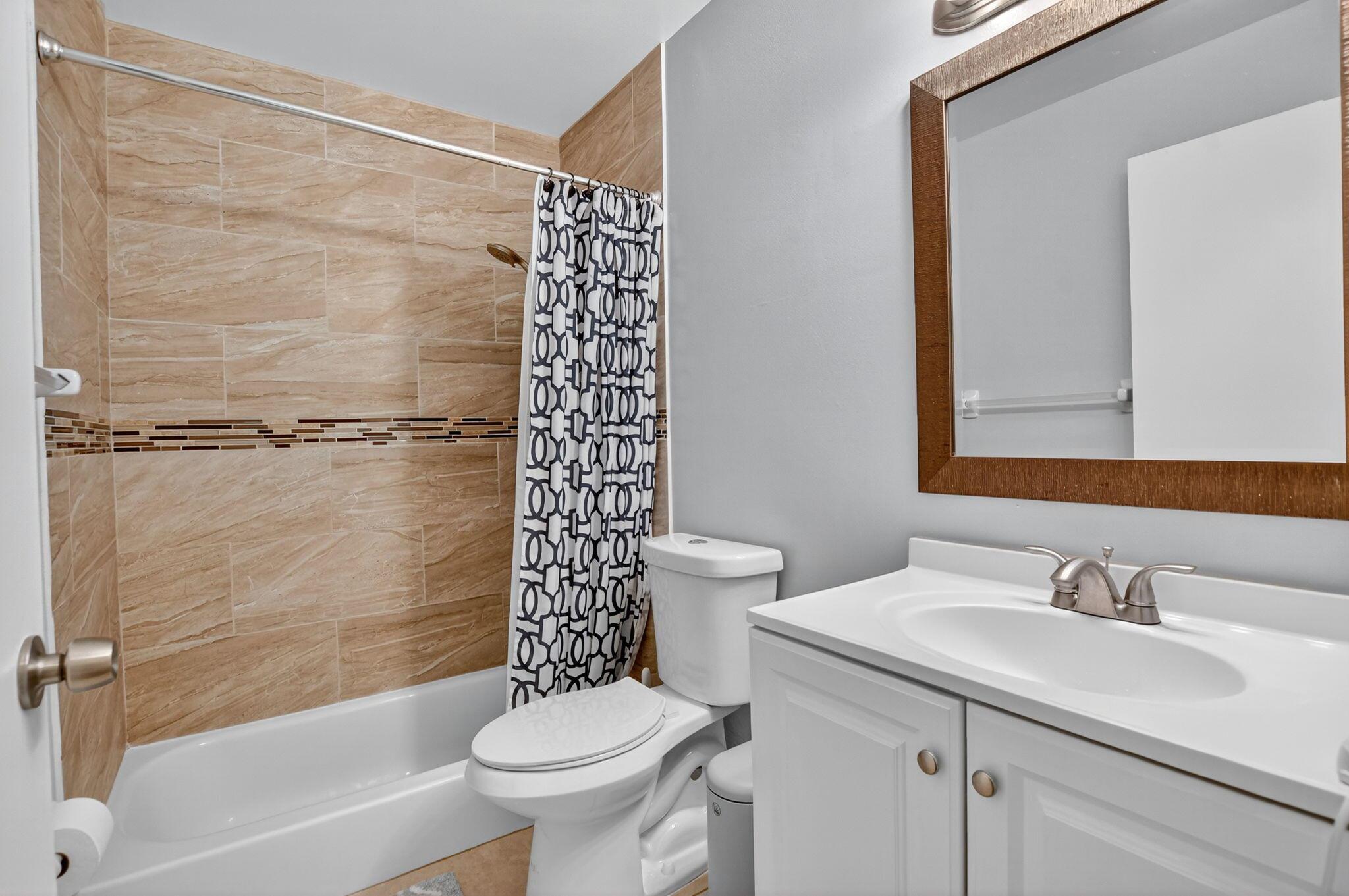 RIVER OAKS - Residential