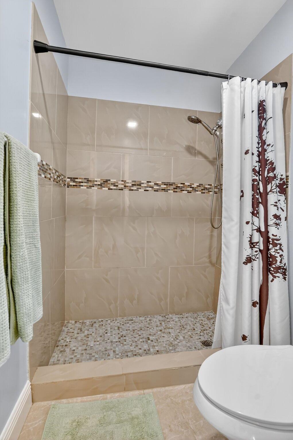 RIVER OAKS - Residential