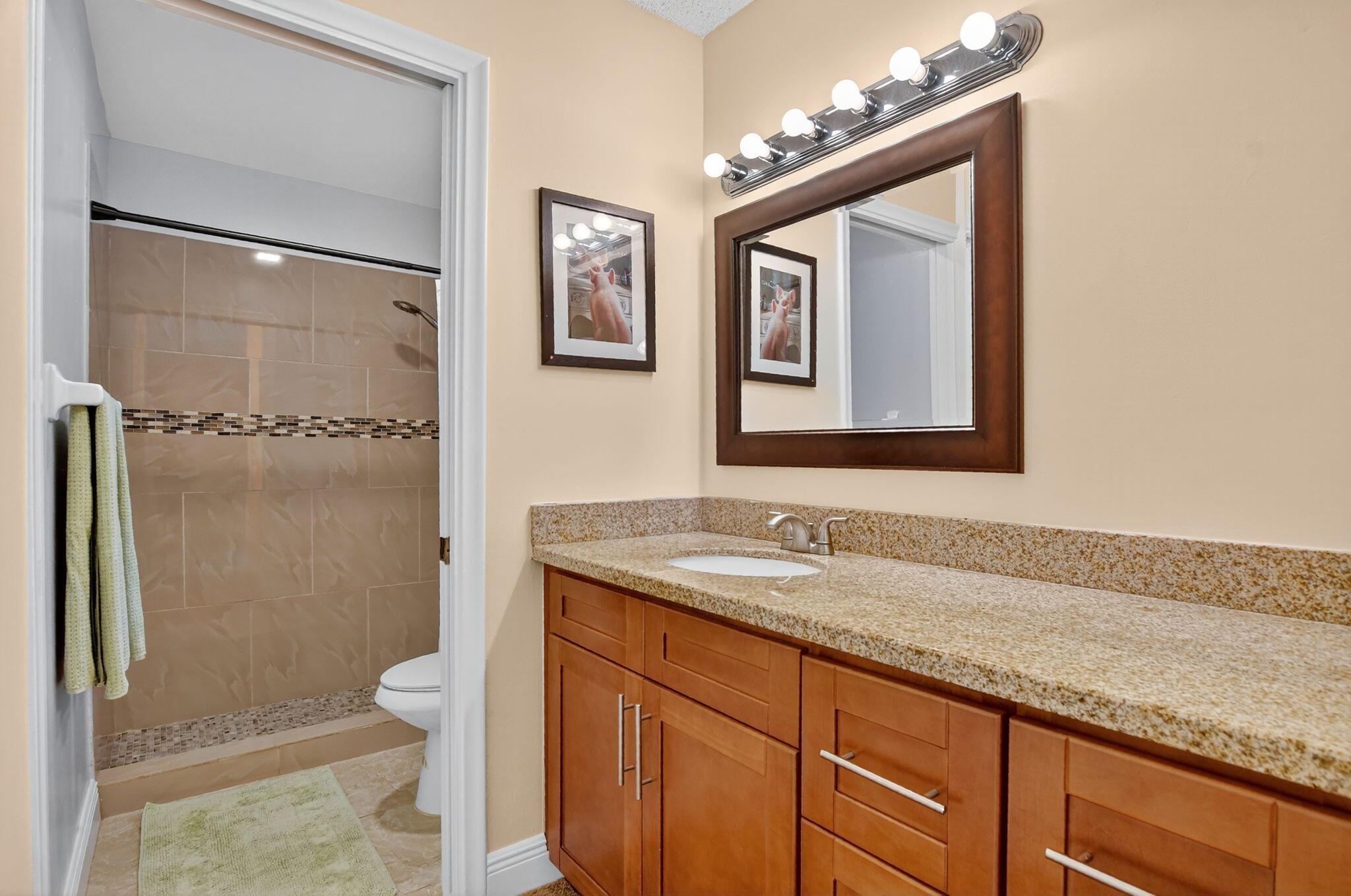 RIVER OAKS - Residential