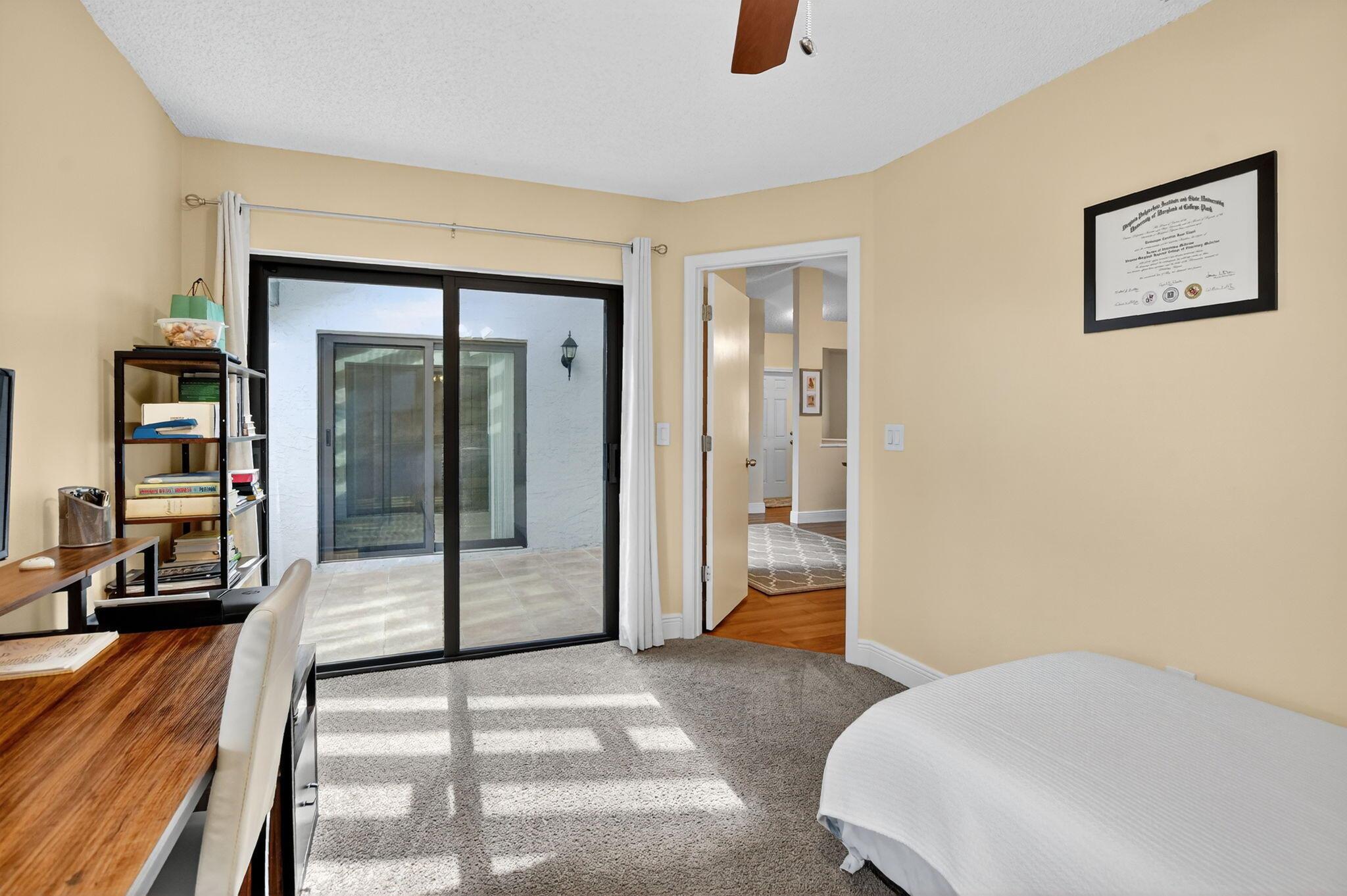 RIVER OAKS - Residential