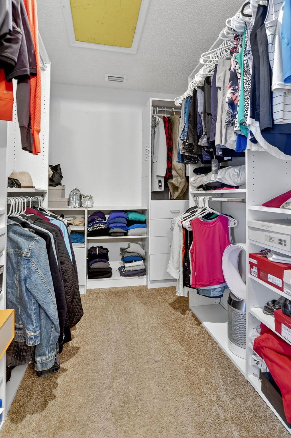 RIVER OAKS - Residential