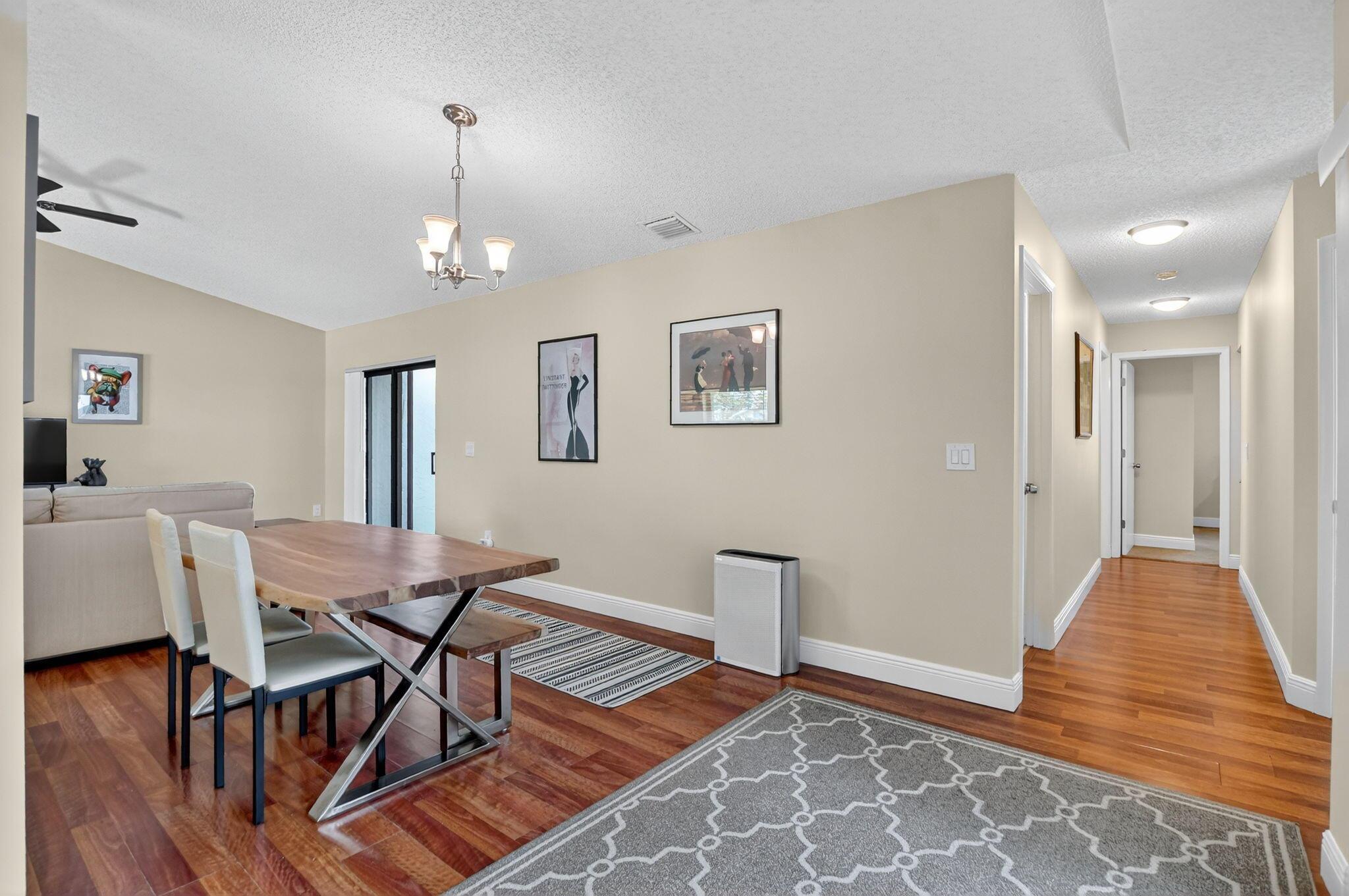 RIVER OAKS - Residential