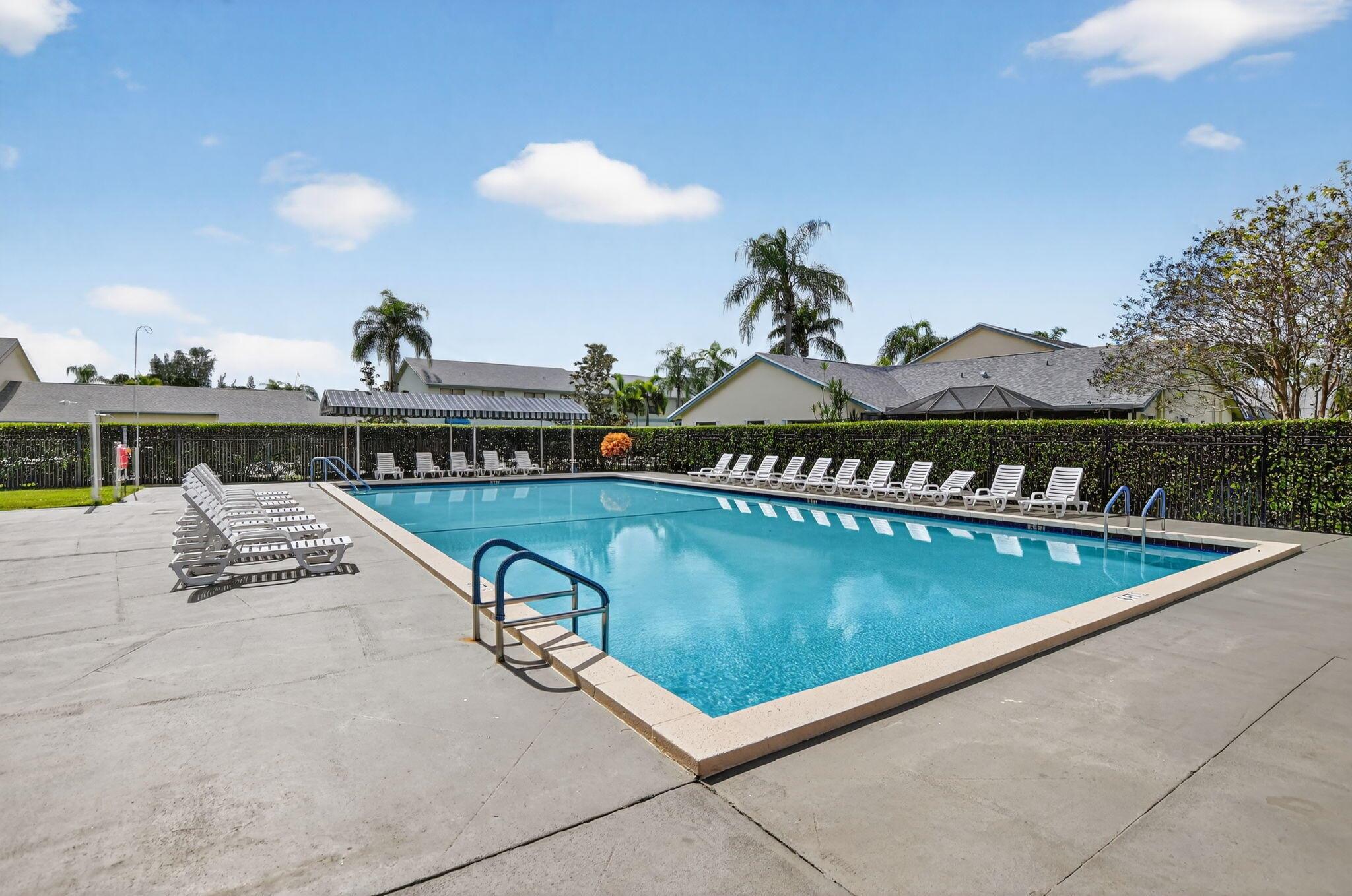 RIVER OAKS - Residential