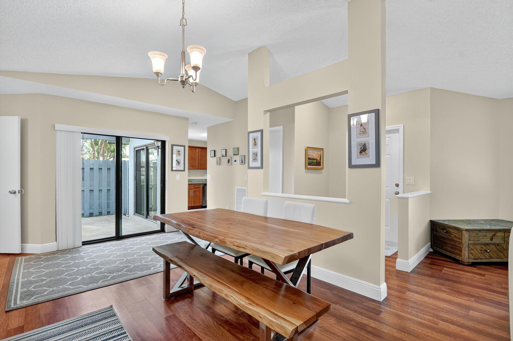 RIVER OAKS - Residential