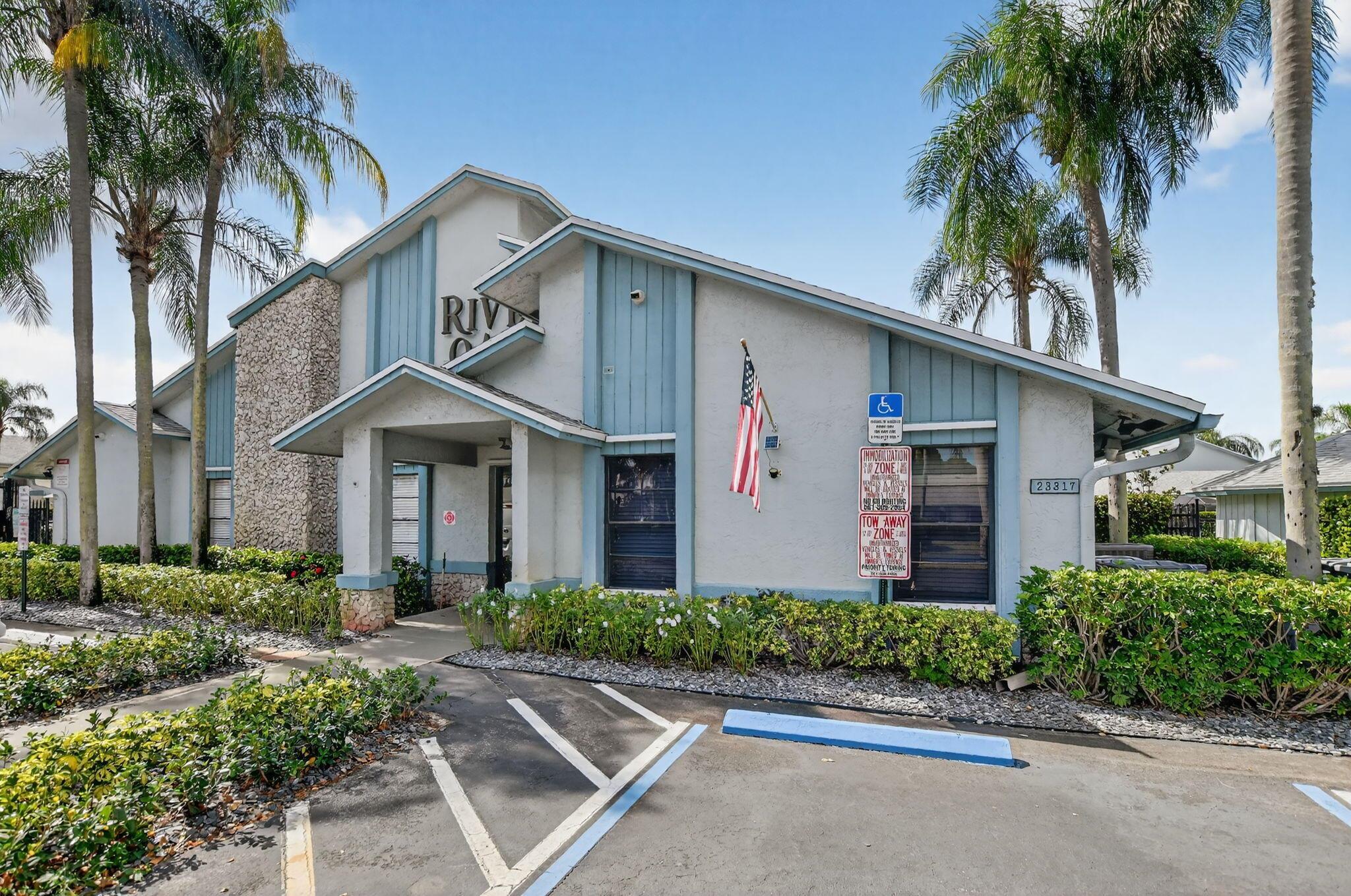 RIVER OAKS - Residential