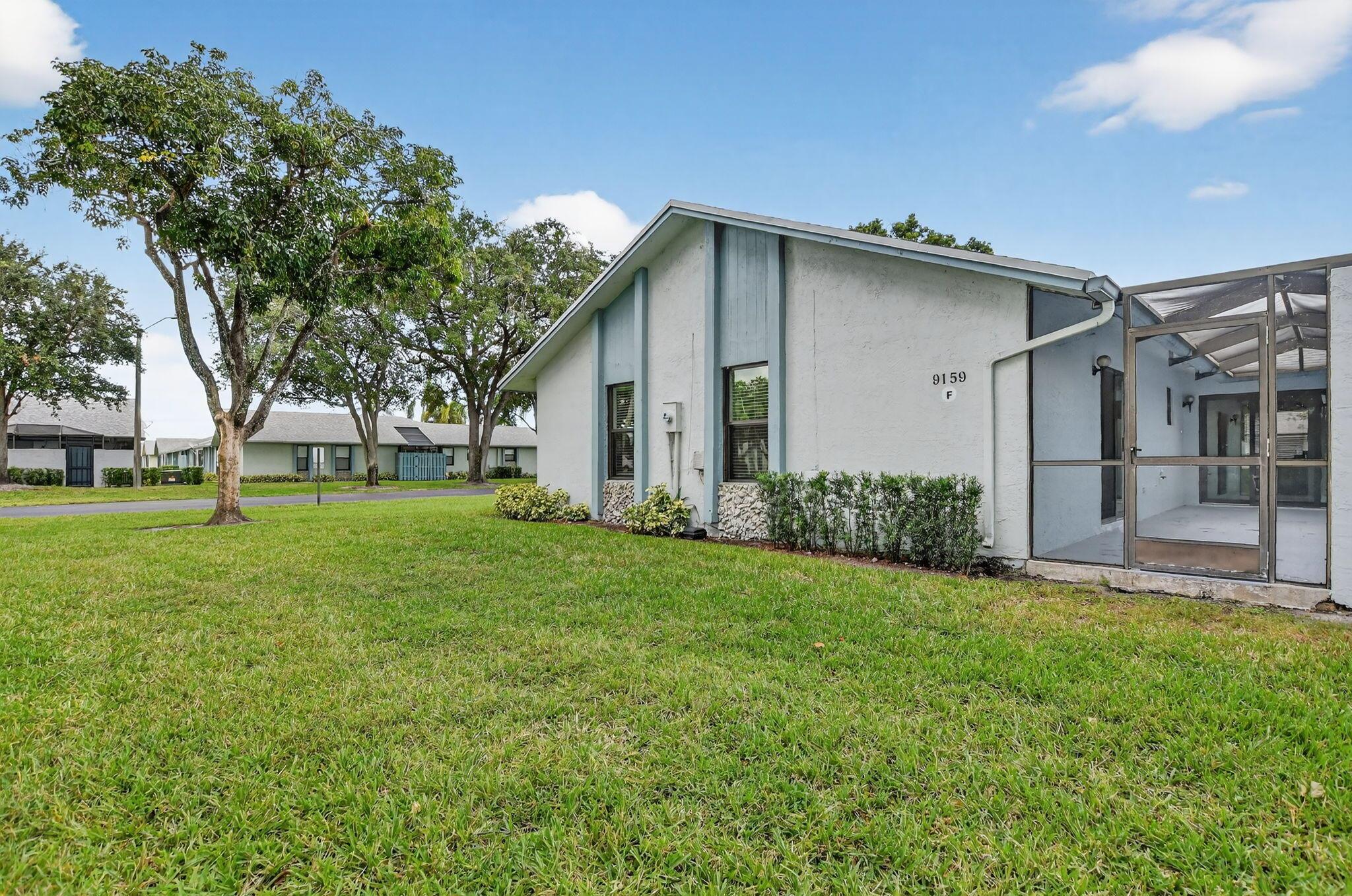 RIVER OAKS - Residential