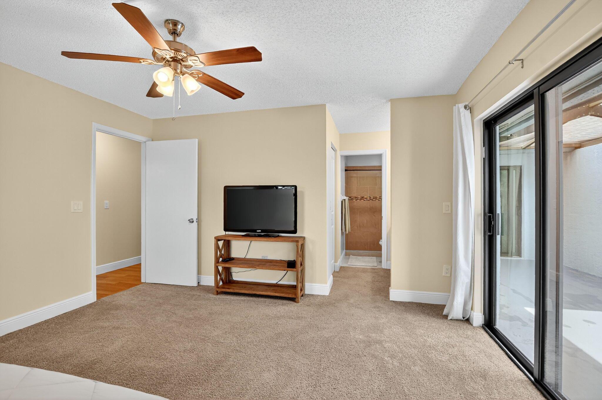 RIVER OAKS - Residential