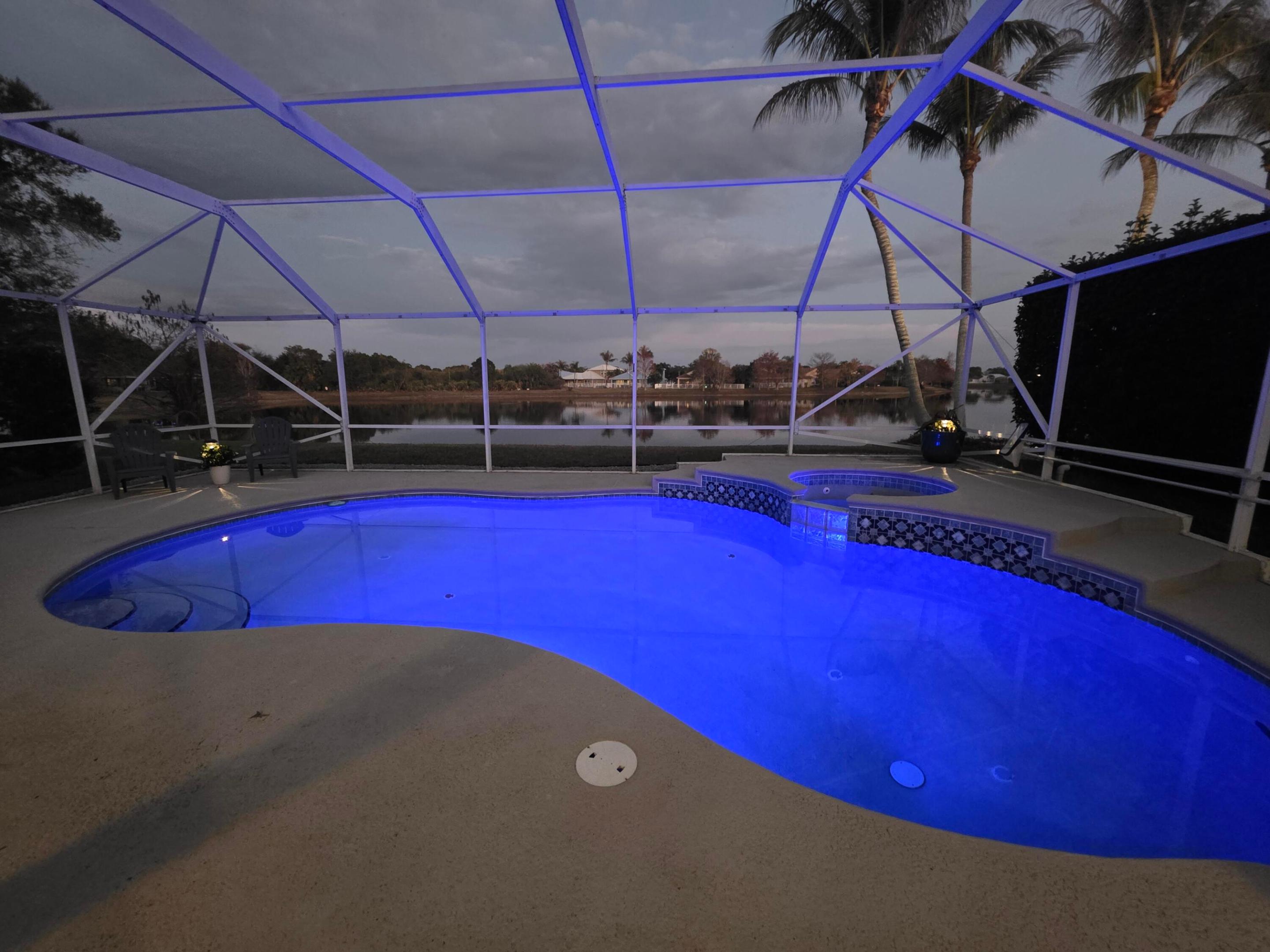 873 NW Waterlily Place