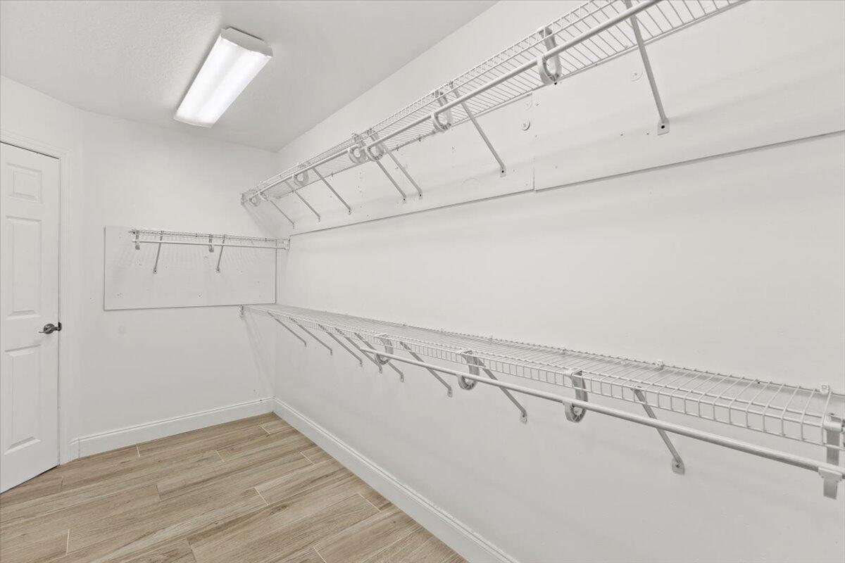 PINEAPPLE PLANTATION - Residential