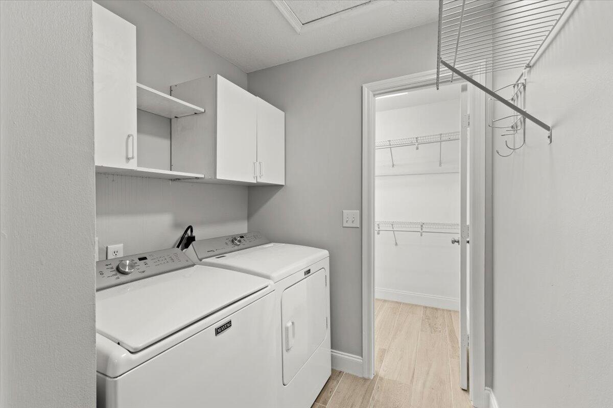 PINEAPPLE PLANTATION - Residential