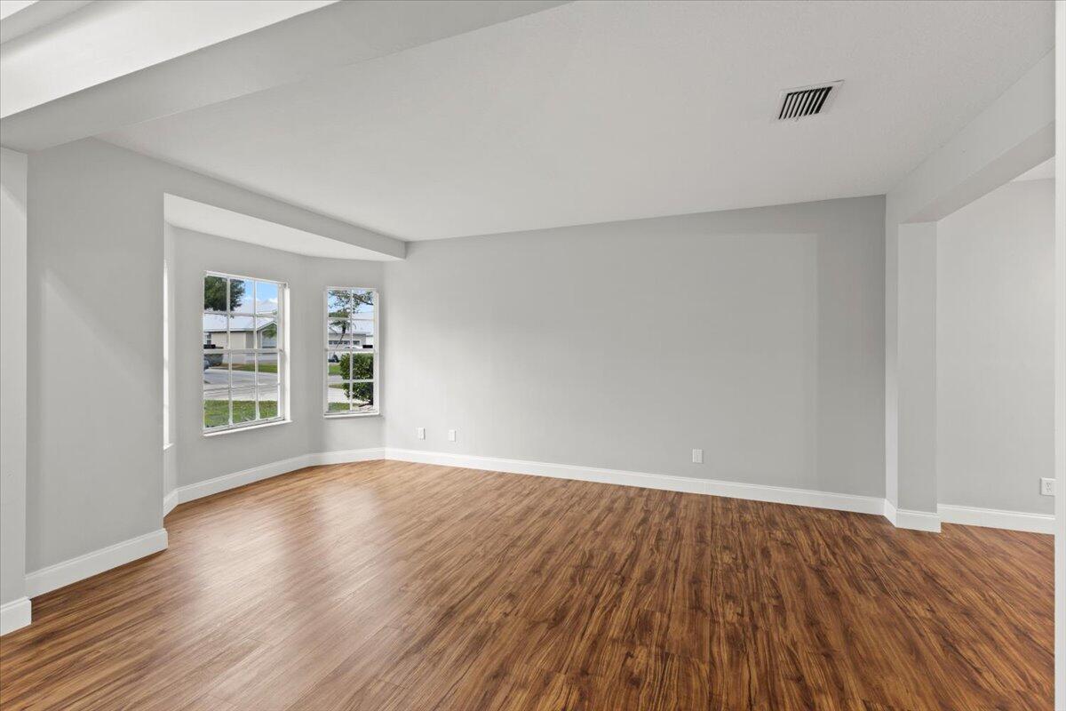 PINEAPPLE PLANTATION - Residential