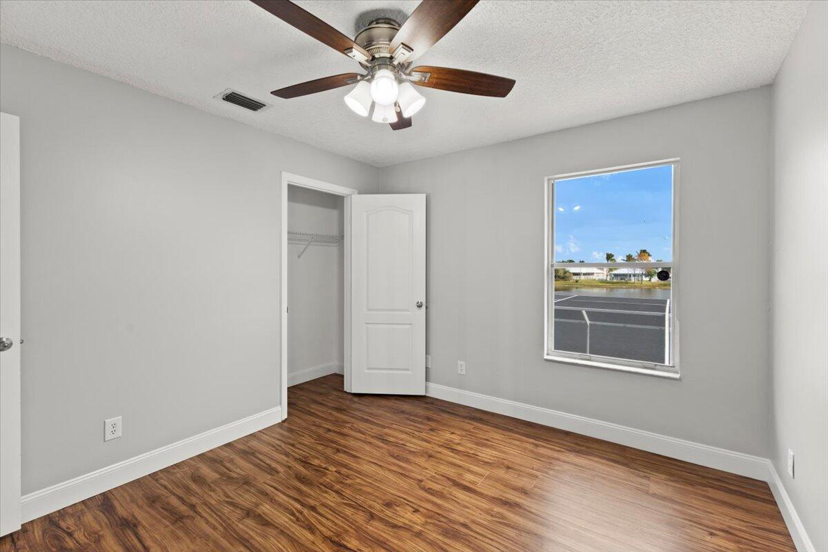 PINEAPPLE PLANTATION - Residential