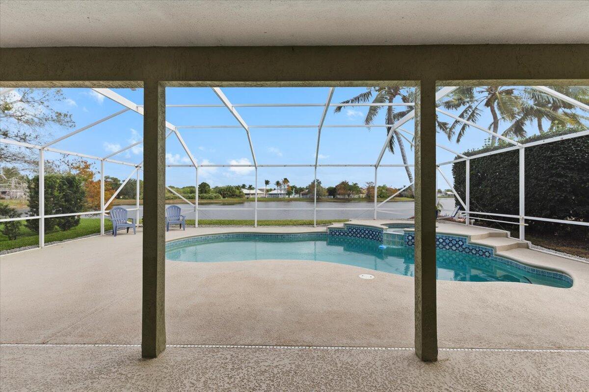 PINEAPPLE PLANTATION - Residential