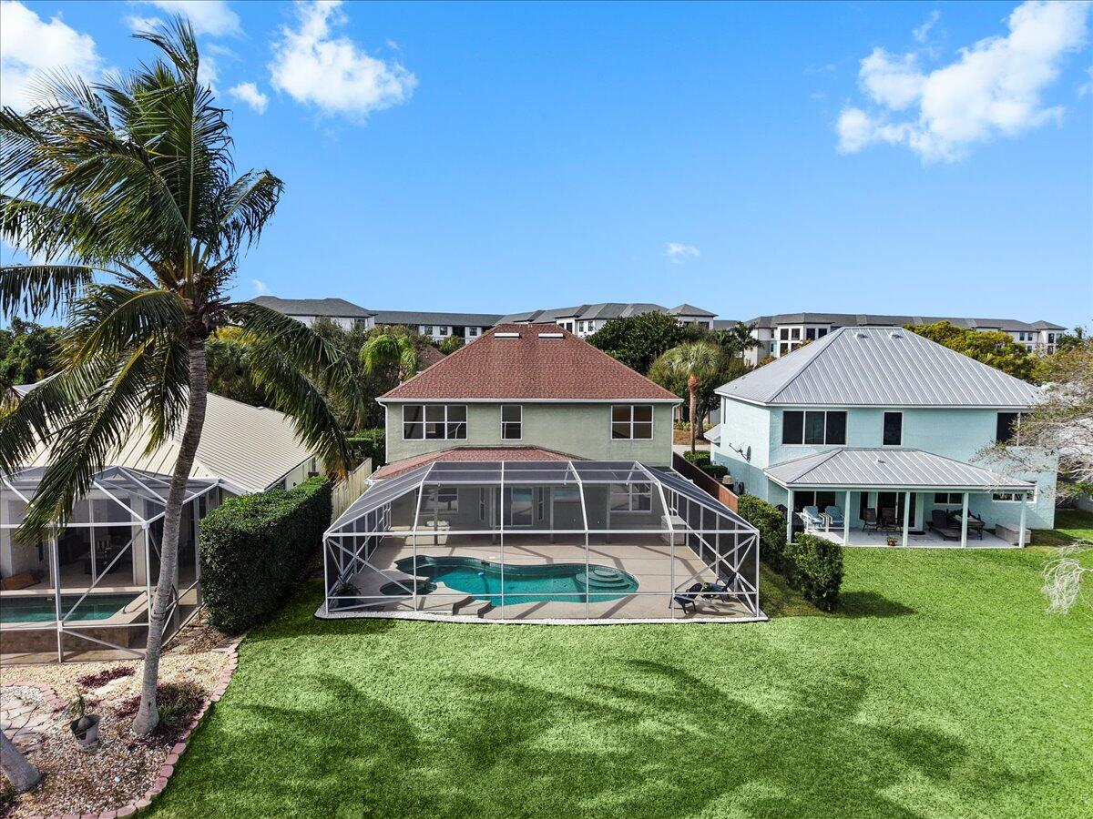 PINEAPPLE PLANTATION - Residential