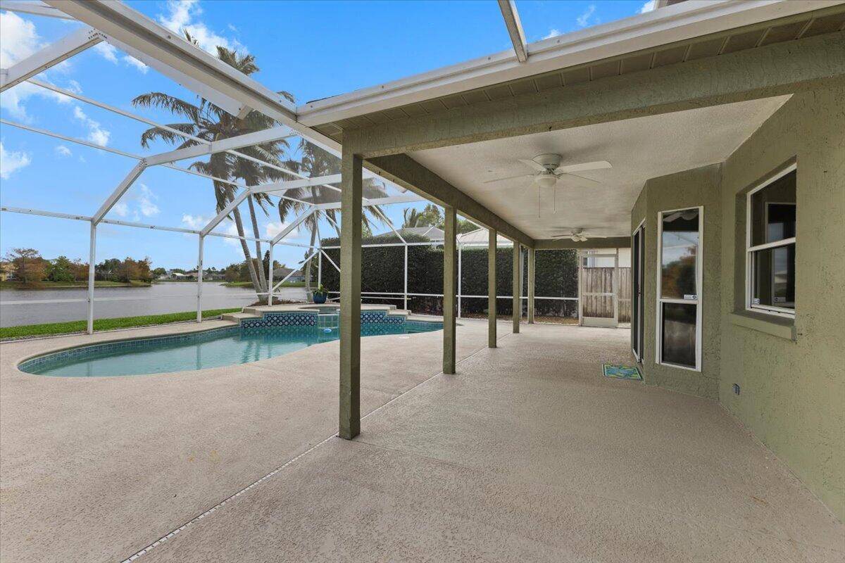 PINEAPPLE PLANTATION - Residential