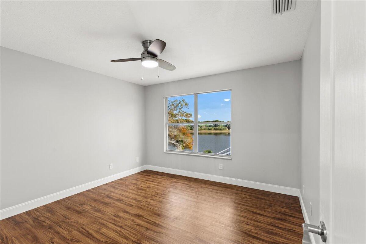 PINEAPPLE PLANTATION - Residential